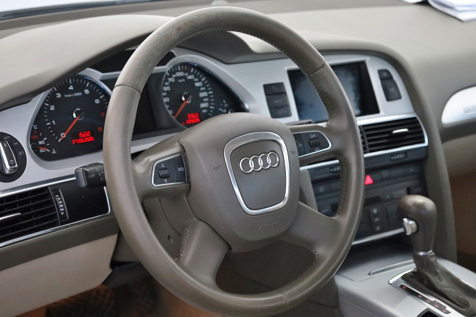 Fahrzeugabbildung Audi A6 Avant 2.8 FSI quattro Navi,Xenon,ÖLVERBRAUCH!