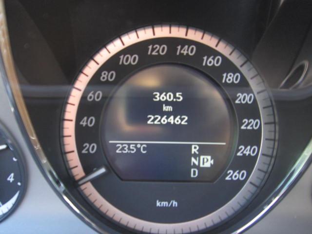 Mercedes-Benz E E 350 CDI BlueEfficiency (212.225)