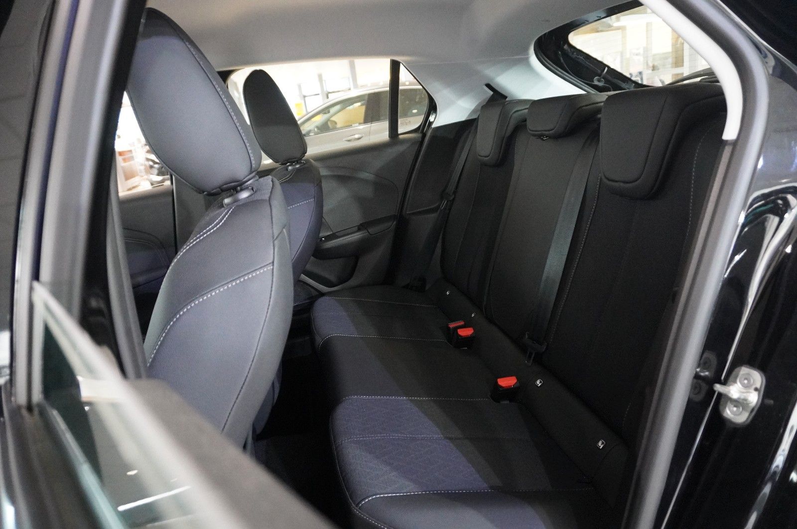 Fahrzeugabbildung Opel Corsa F 1.2 ELEGANCE NAVI/LED/SPORT/SH//VIRT/DAB