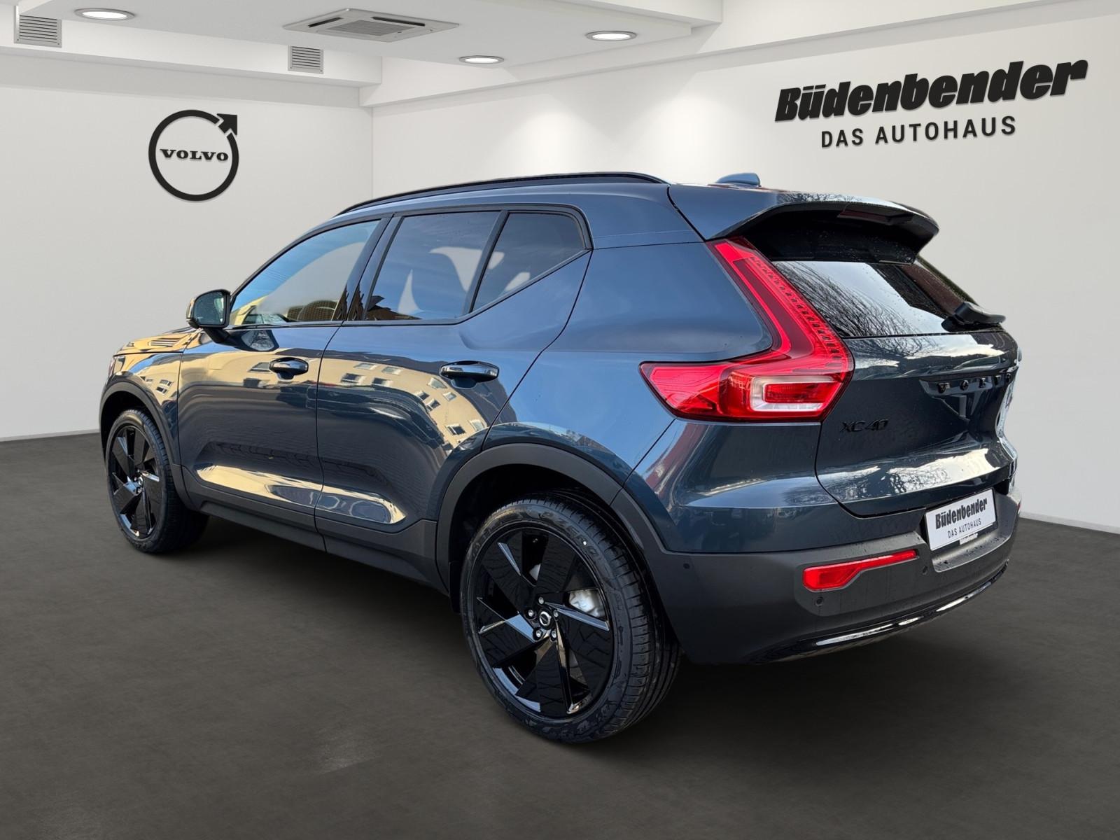 Volvo XC40 Plus Black Edition 2WD*AHK*360°*