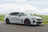 Kia Stinger 3.3 T-GDI AWD GT HUD ACC 360° CARPLAY - silberne Kia Stinger