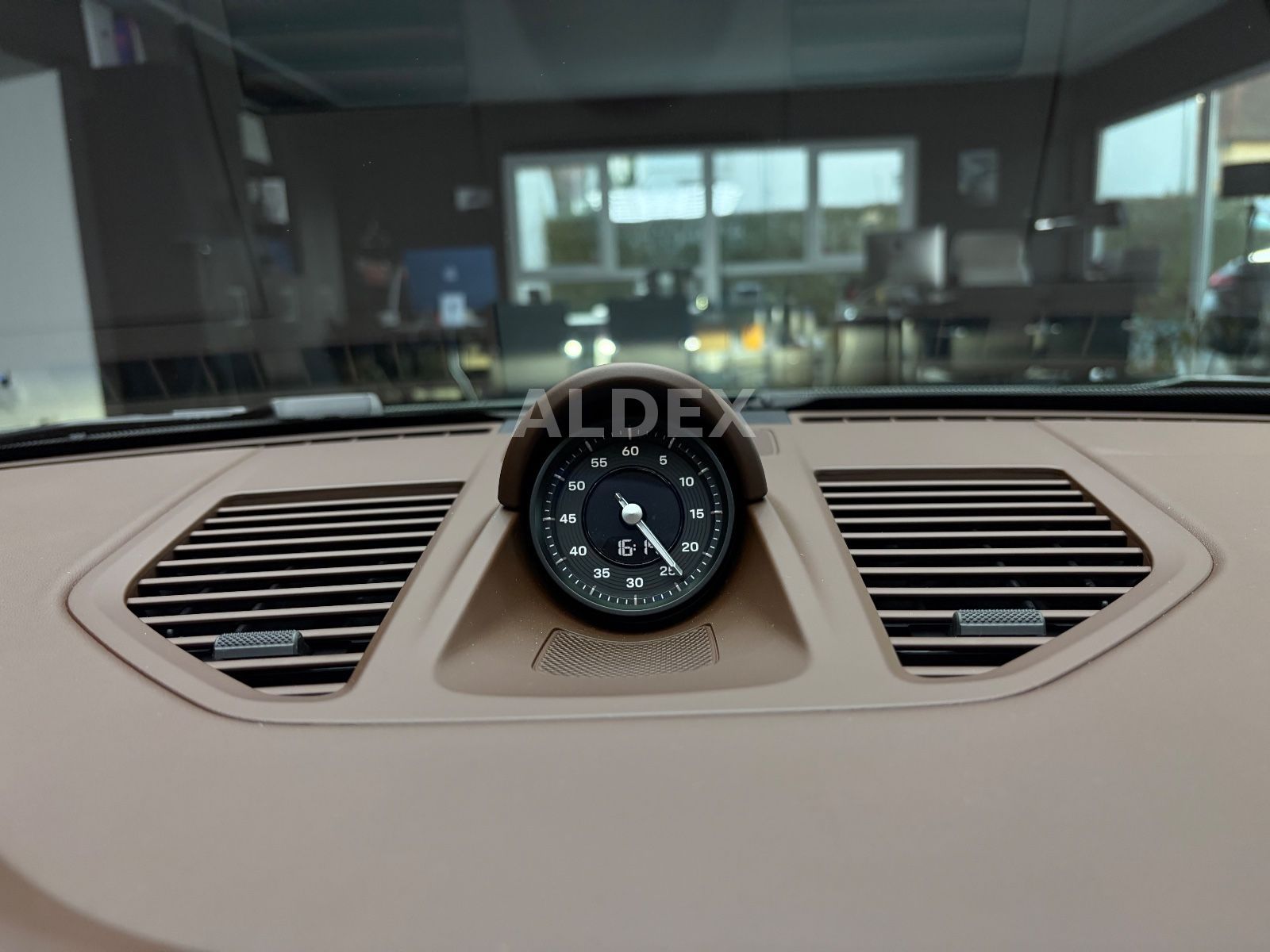 Porsche 992 - Bild 44