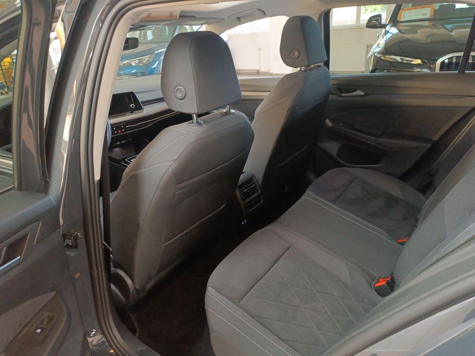 Volkswagen Golf VIII 1.5 eTSI Style DSG *PANO*R-CAM*SHZ*, миниатюра 8