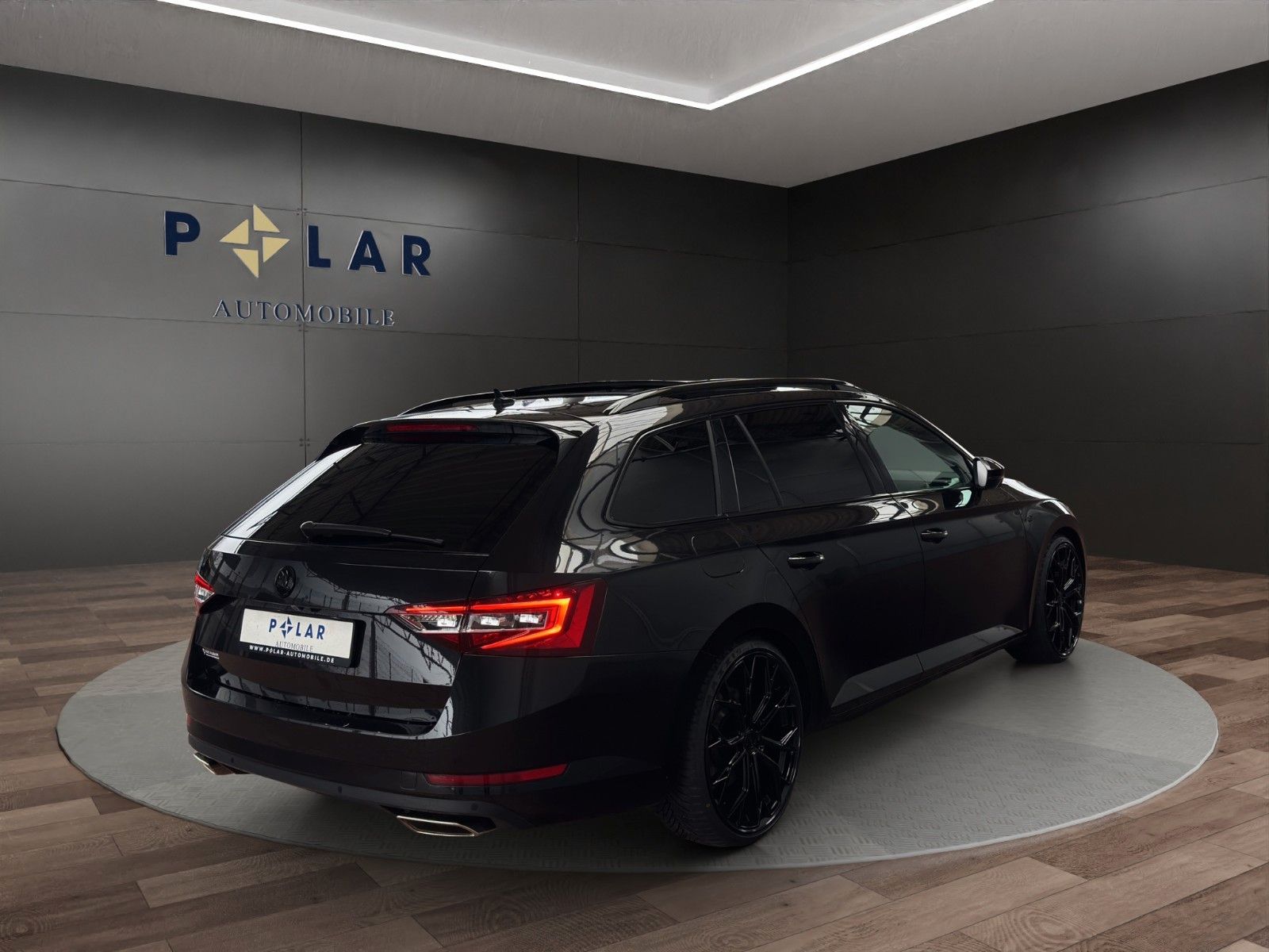 Fahrzeugabbildung SKODA Superb L&K 4x4*Pano*ACC*Kamera*Massage*Virt.Cock