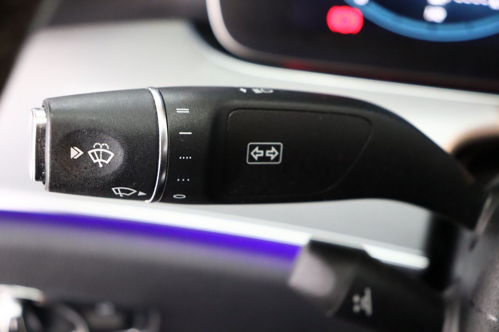 Fahrzeugabbildung Mercedes-Benz E 220 d Night Edition * Airscarf * LED *