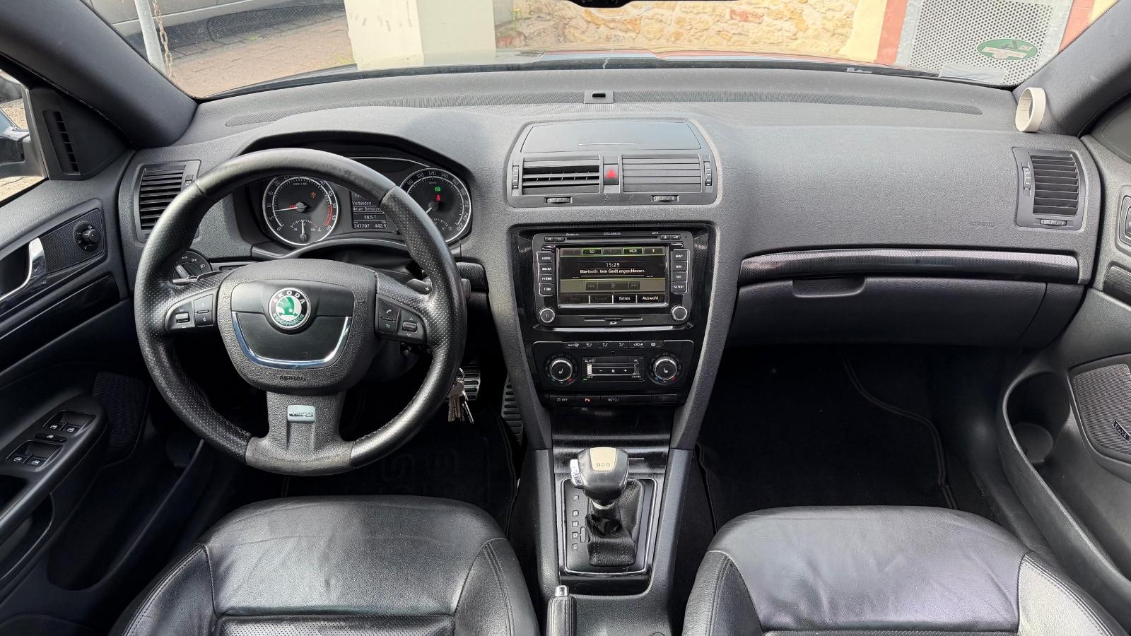 Skoda Octavia 2013 — photo 11