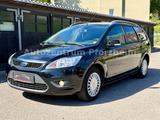 Ford Focus 1,6 Titanium AHK/SCHECKHEFT - Ford Focus aus 2010: Titanium