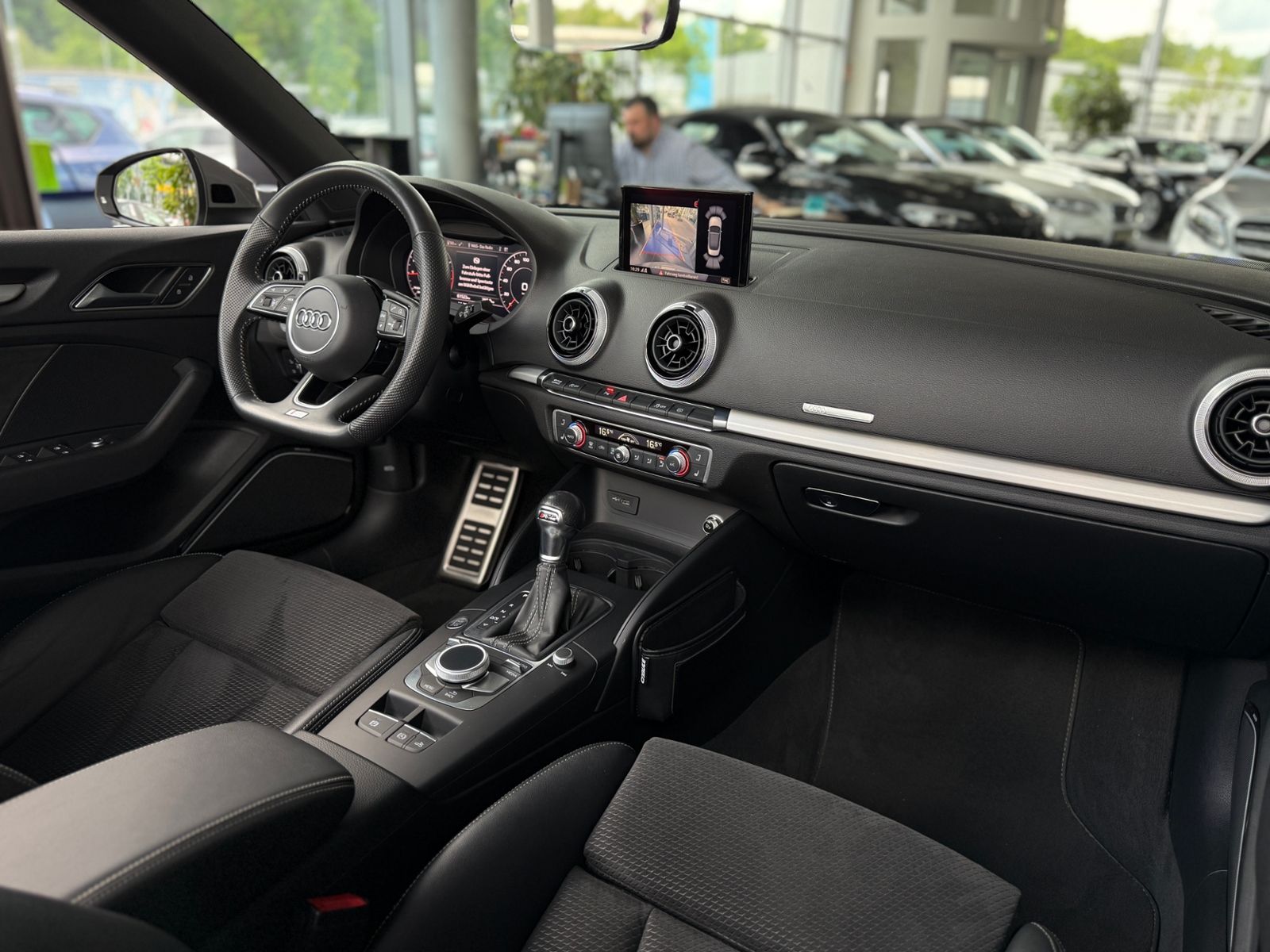 Fahrzeugabbildung Audi A3 Cabriolet S line B&O ACC MATRIX RFK 19"