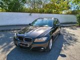 BMW 318d E91 - BMW 318: 318d E91