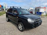 Hyundai Tucson 2.7 GLS - Hyundai TUCSON: Allradantrieb, 2.7