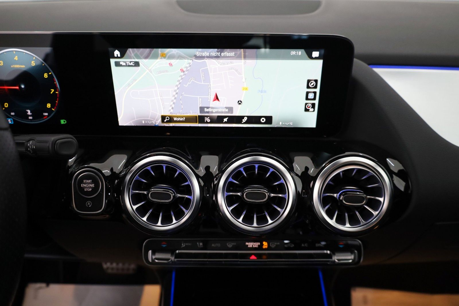 Fahrzeugabbildung Mercedes-Benz GLA 200, AMG-line, T.Leder,Navi,LED,SH,Kamera
