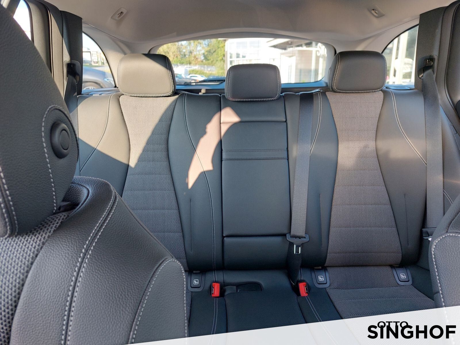 Fahrzeugabbildung Mercedes-Benz E 200 T Avantgarde 4Matic+dyn.LED+Rü Kam+TOTW+