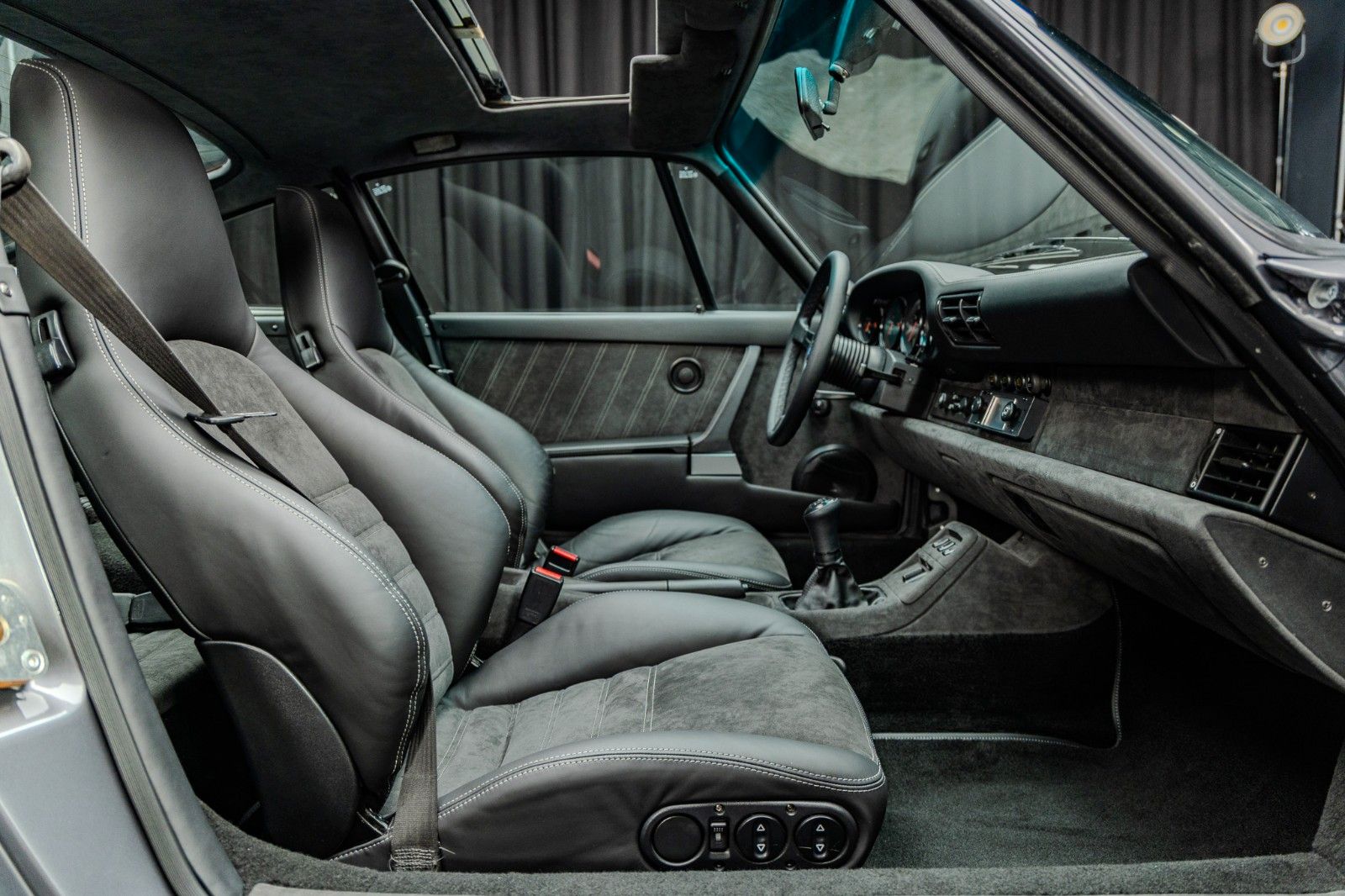 Fahrzeugabbildung Porsche 911 Kimaera 1 of 28 964 Backdate + Vollumbau.