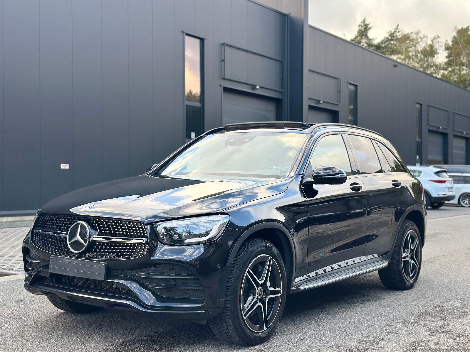 Mercedes-Benz GLC 300de 4Matic *AMG*PANO*360*ACC*MBEAM*KEYLESS imagem 3