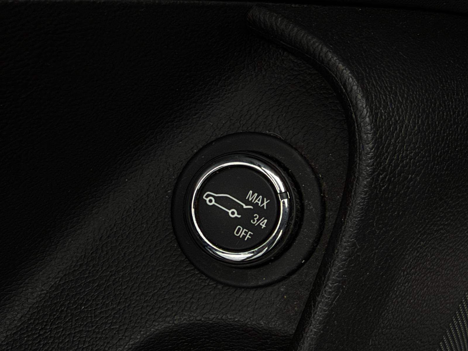 Opel Insignia 2013 — photo 14