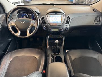 Hyundai ix35 Style AWD *Navi*Leder*Klima*