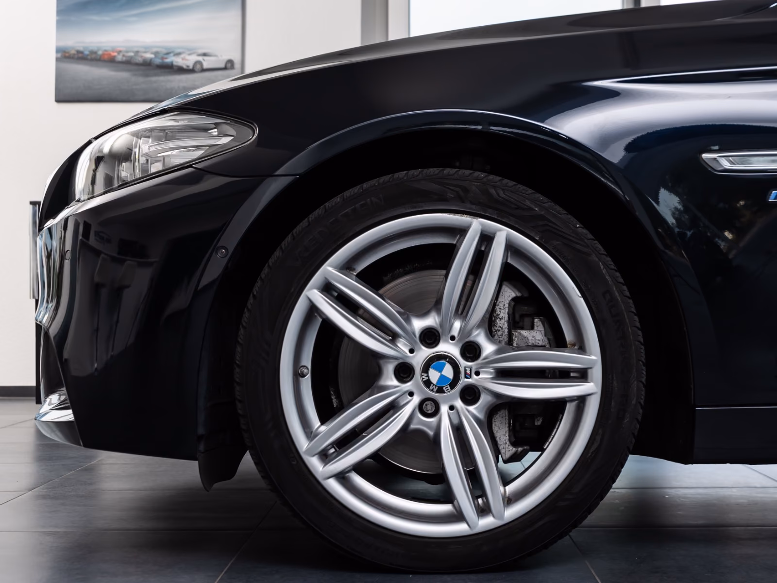 BMW 530d xDrive M-Sportpaket/HeadUp/Pano/H&K