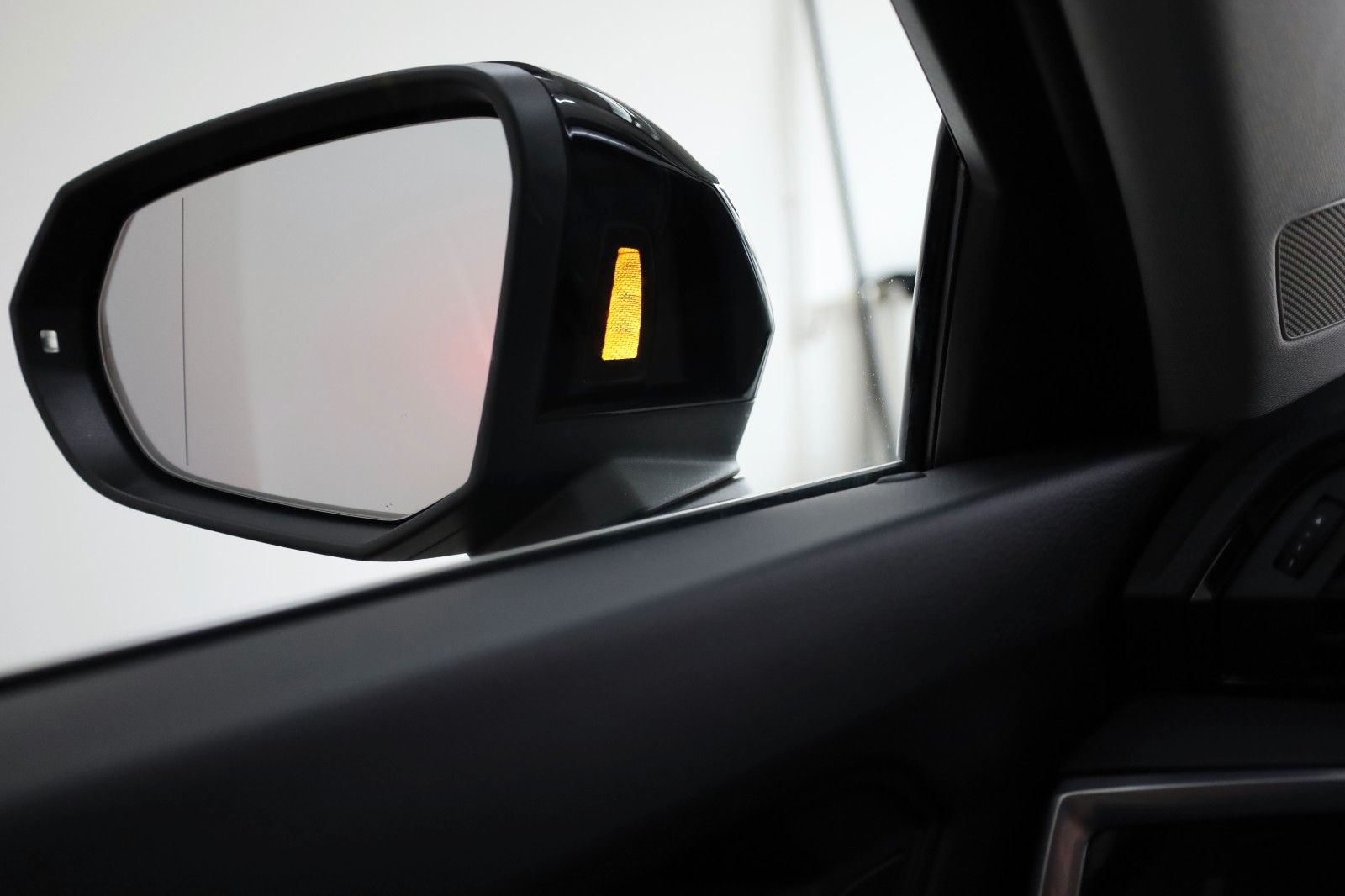 Fahrzeugabbildung Audi Q3 Sportback S line, Leder,Navi,LED,SH,Kamera