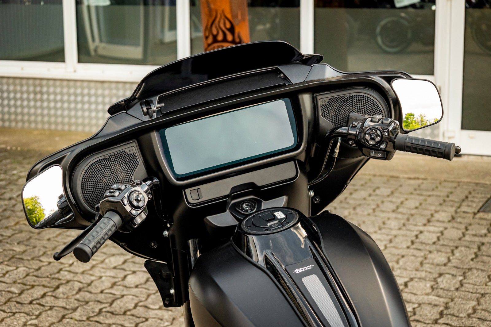 Fahrzeugabbildung Harley-Davidson Street Glide FLHX MY24 117cui - Touring