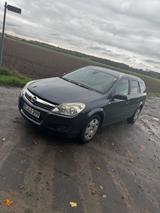 Opel Astra Caravan 1.7 CDTI 81kW - - Opel Astra aus 2008: 1.7
