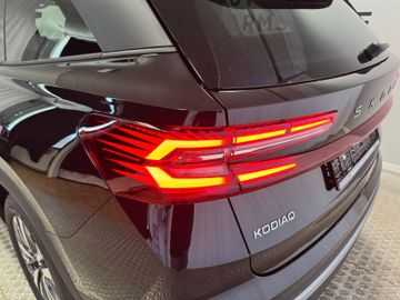 Fahrzeugverkauf 28 Skoda Kodiaq 1.5 TSI AHK 7-Sitze Matrix Navi