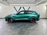 Aston Martin DBX,Q by Aston,Carbon Ceramic,Racing Green, Voll - Aston Martin DBX mit Schiebedach