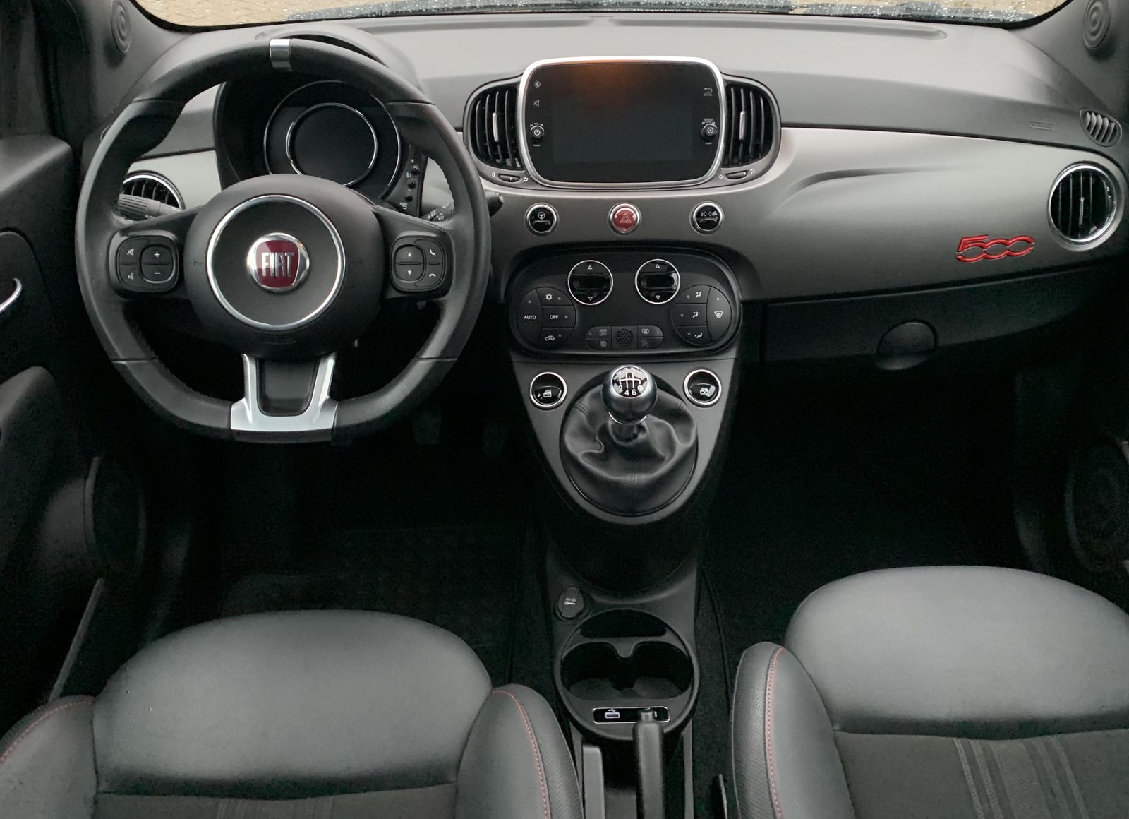 Fahrzeugabbildung Fiat 500 1.0 Sport*Carplay*Xenon*Temp*Klima*Navi*