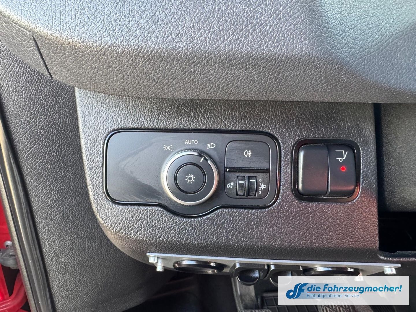 Fahrzeugabbildung Mercedes-Benz Sprinter 317 CDI L3 Navi Apple CarPlay Android