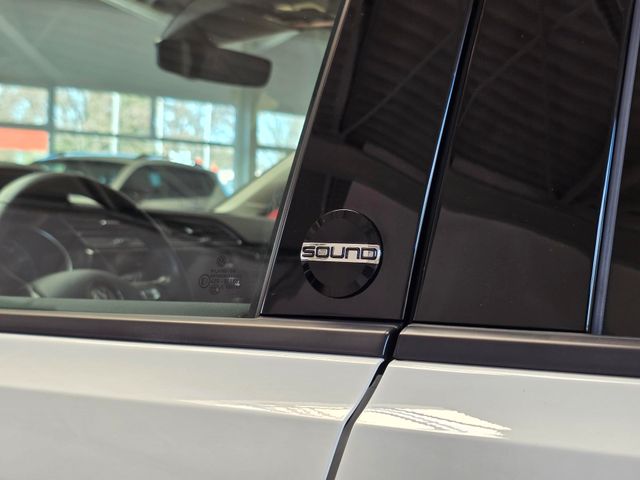 VW Touran — Foto 13