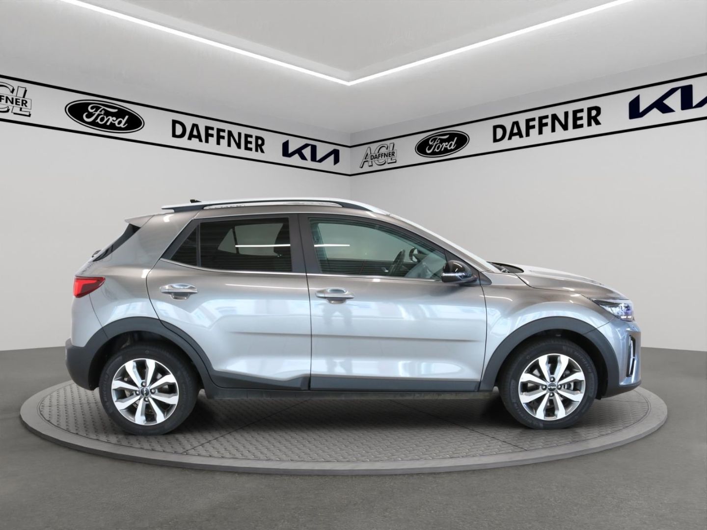 Fahrzeugabbildung Kia Stonic Nightline Edition 1.0 T-GDI 48V Navi SHZ