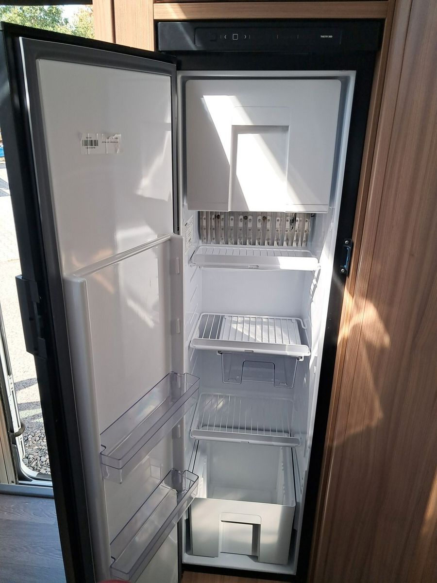 Fahrzeugabbildung Adria Coral Axess 670 DL