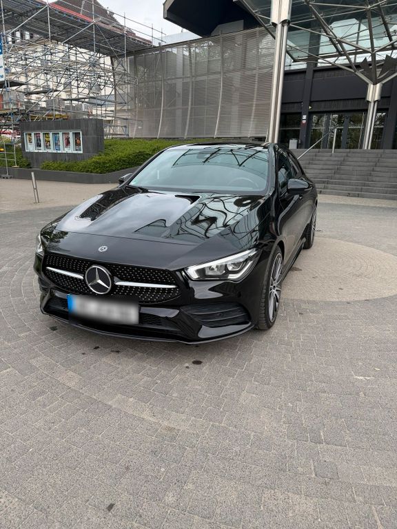 Image of Mercedes-Benz CLA 200