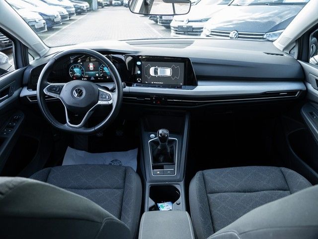 Golf VIII Variant Life TSI ACC NAV Lernkradhzg.