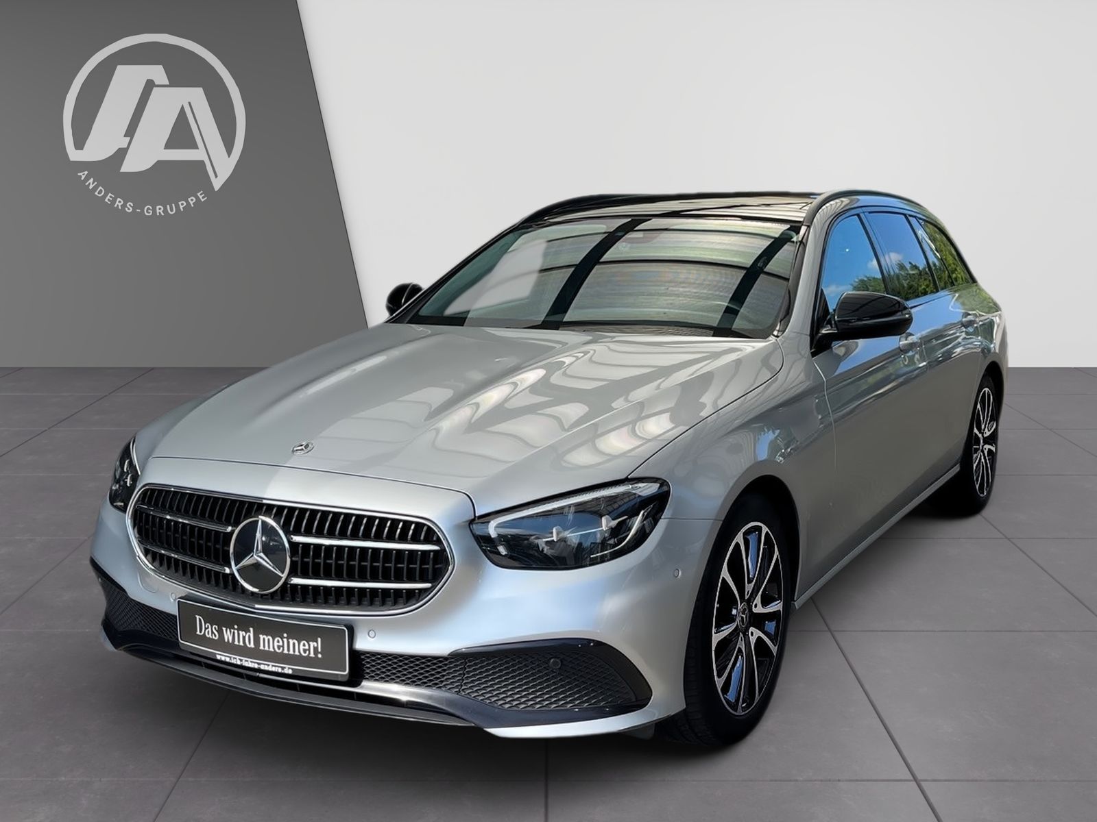 Mercedes-Benz E 220 d T AVANTGARDE+Pano+LED+AHK+Navi+Kam+Night imagem 2