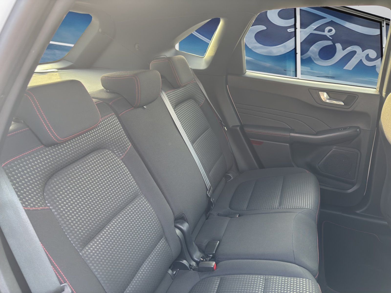 Fahrzeugabbildung Ford Kuga 2.5 PHEV Plug-In Hybrid ST-Line