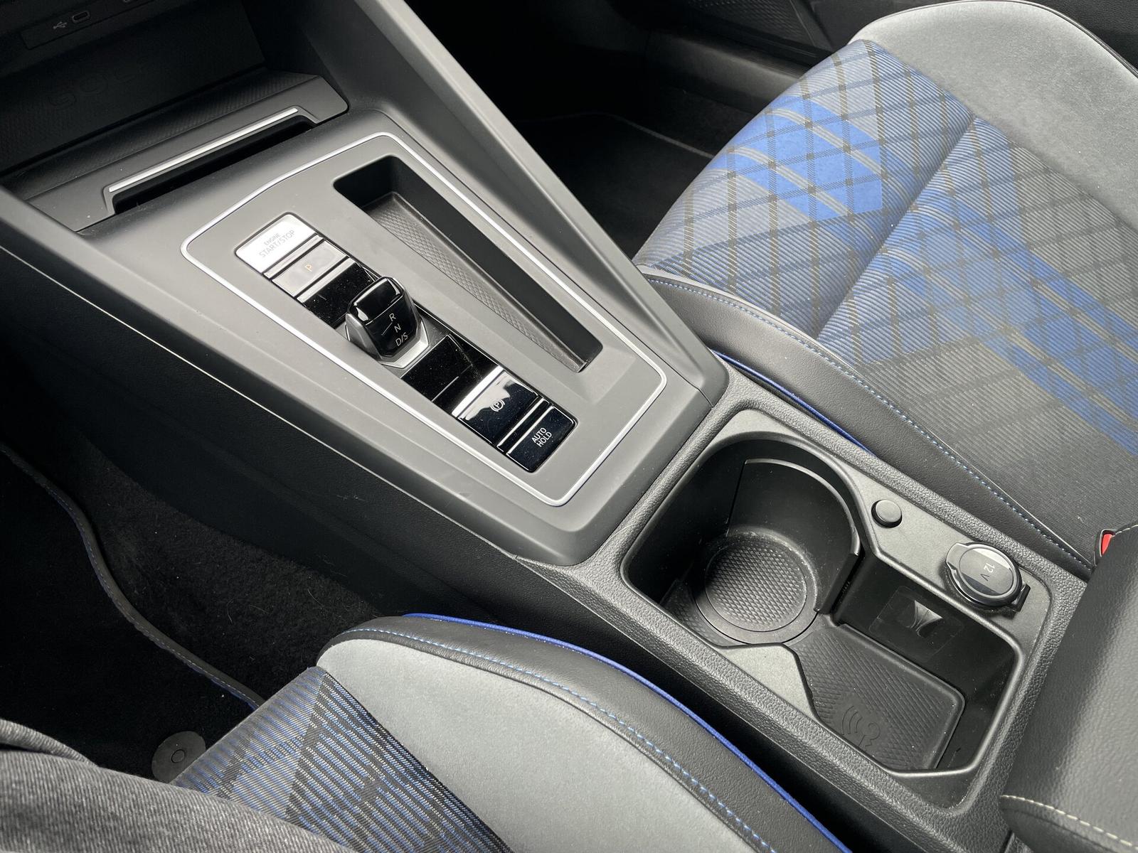 Volkswagen Golf 2.0 R 4Motion ACC HEAT CARPLAY 19", миниатюра 16