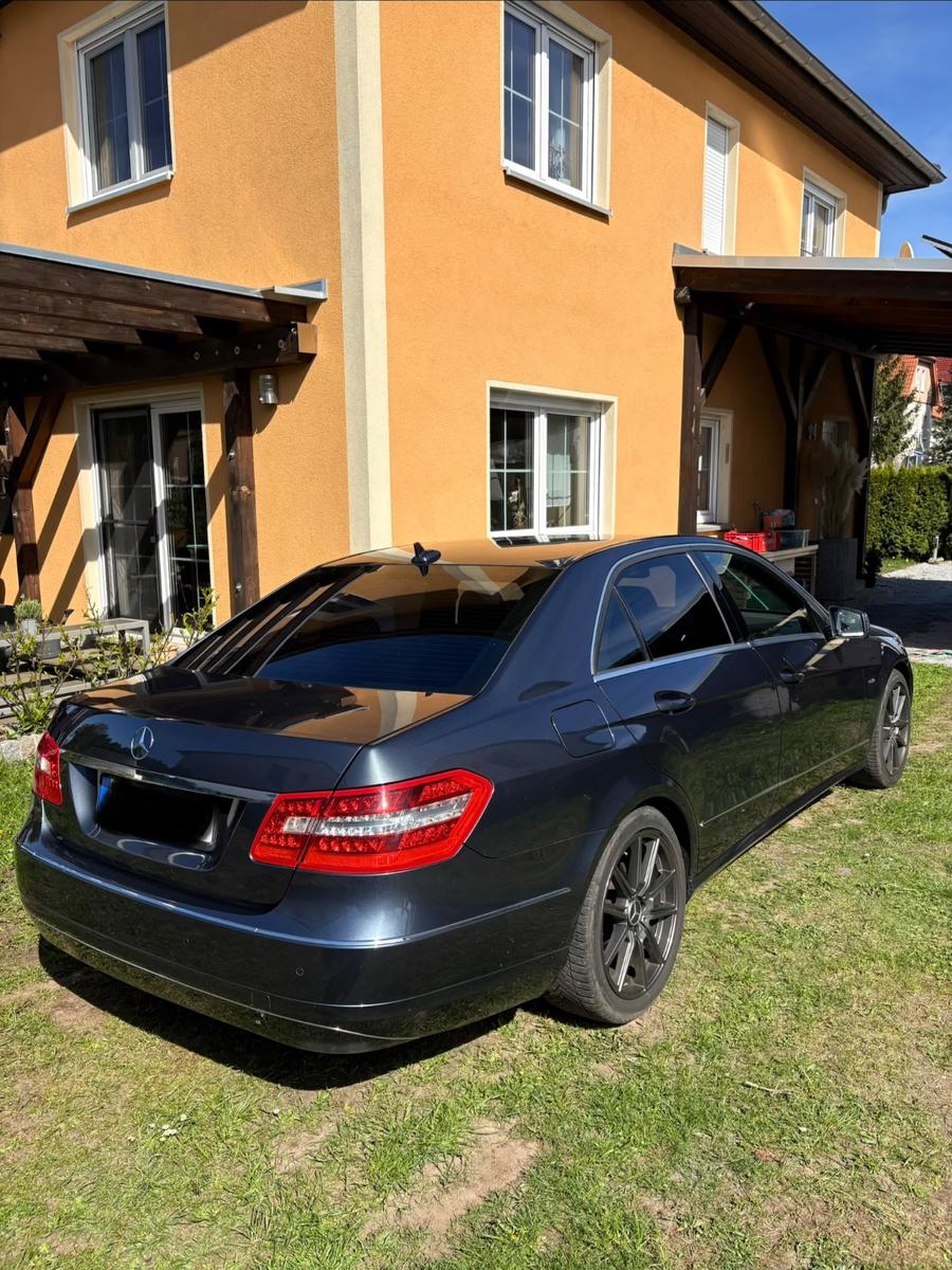 Mercedes-Benz E 220 CDI BlueEFFICIENCY HU NEU AVANTGARDE