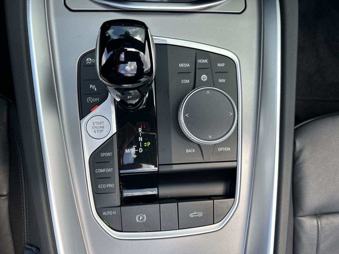 Fahrzeugabbildung BMW Z4 sDrive20i,M-Aerodynamik,DrivingAssistant,Komf