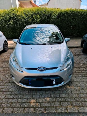 Ford Fiesta 1.4 Titanium X Ausstattung TÜV...