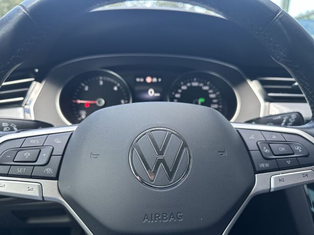 Passat Variant 2.0 TDI DSG Business 18 ALU DCC R