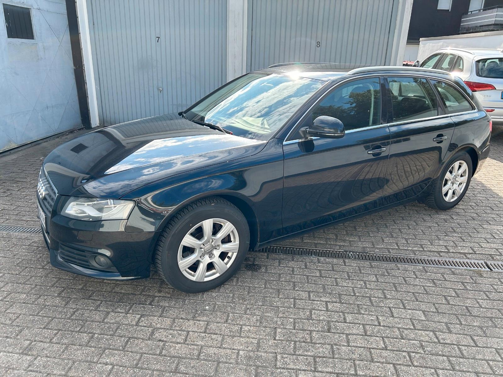 Audi A4 2009 — photo 33