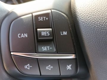 Ford Fiesta Titanium *KLIMA* *RÜCKFAHRKAMERA* *FRONTS