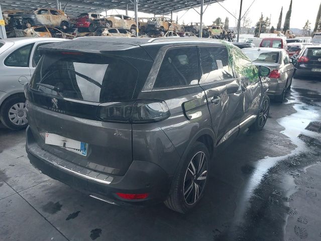 Peugeot 5008 II (2) 1.5 BHDI 130 GT EA