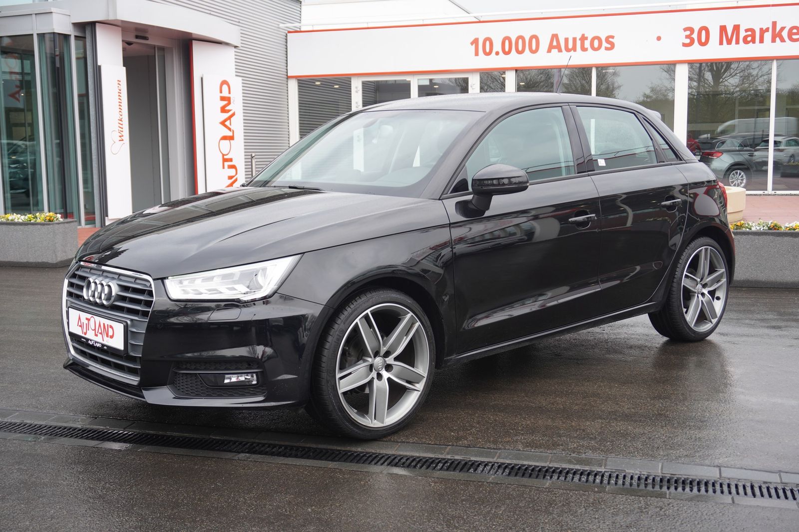 AUDI A1 Sportback 1.0 TFSI Bi-Xenon Navi MMI Plus PDC