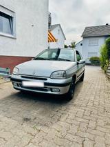Renault Clio, Baujahr 1997 - Renault aus 1997