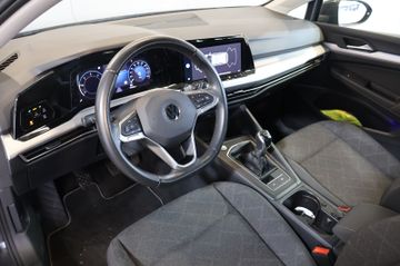 Volkswagen Golf VIII 2.0 TDI Life AID+CARPLAY+LED+AMBIENT