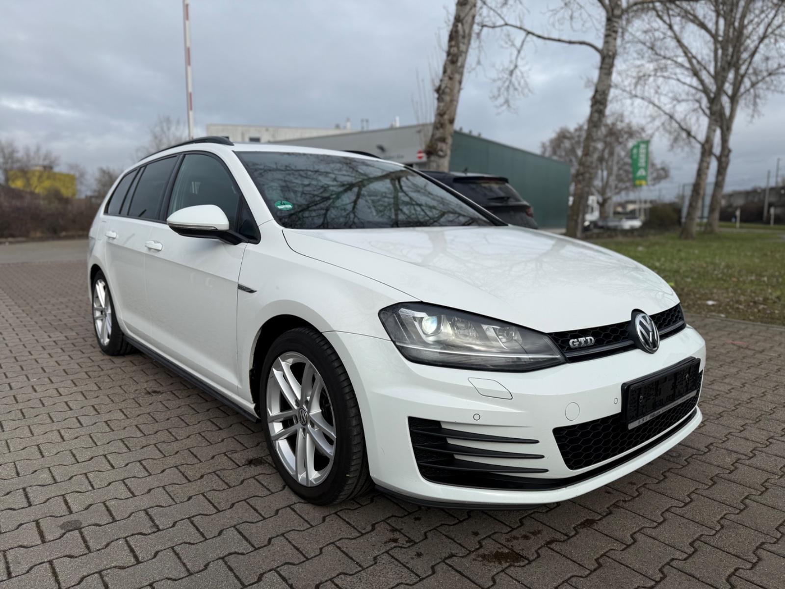 Volkswagen Golf VII Variant GTD BMT/STANDHEIZUNG/PANO