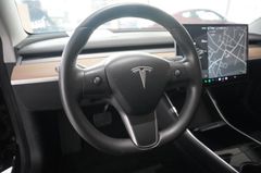 Fahrzeugabbildung Tesla Model 3 Standard Range Plus NAVI/KAMERA/SH/PANO