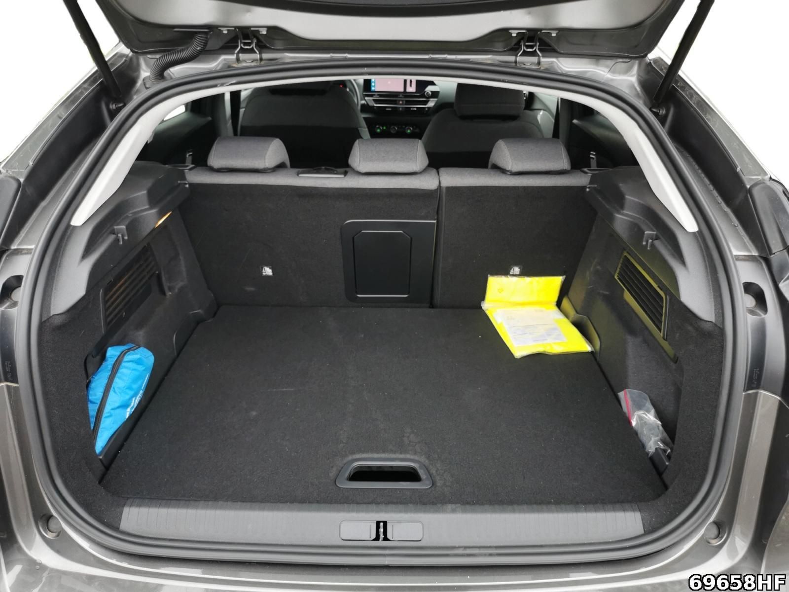 Fahrzeugabbildung Citroën C4 1.2 PureTech 130 Shine Stop&Start (EURO 6d)