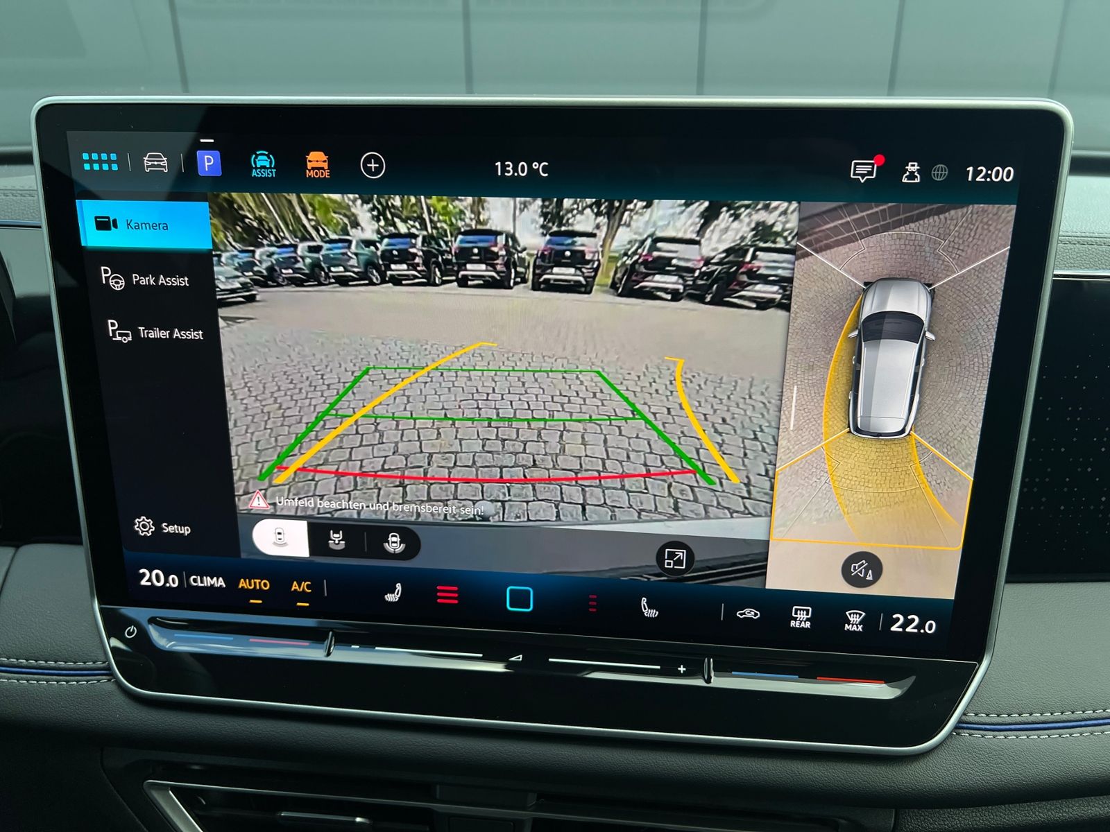 Fahrzeugabbildung Volkswagen Tiguan R-Line 1.5 eTSI DSG *AHK, IQ.Light, Stand